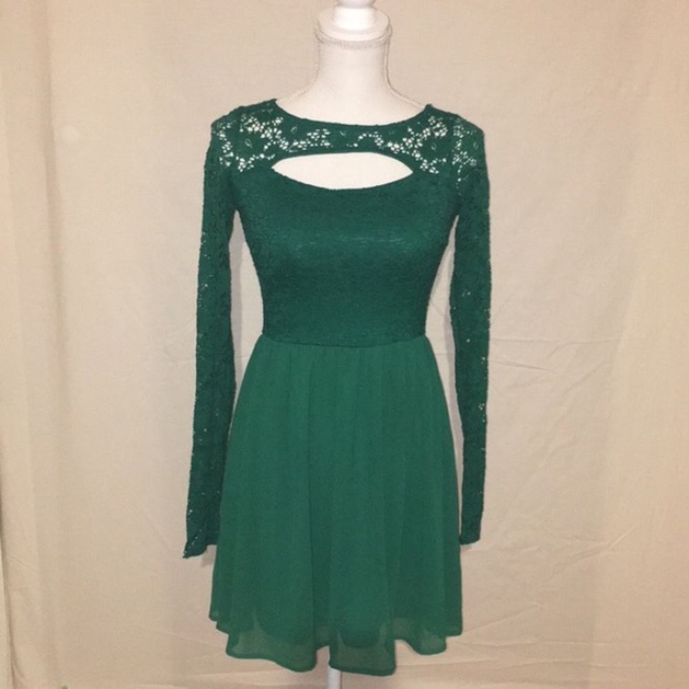 Long sleeve green dress